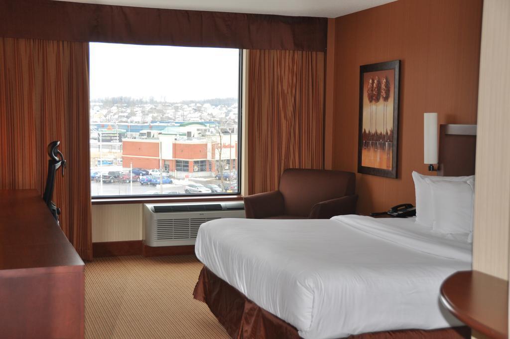 Quality Inn & Suites Lévis Exterior foto