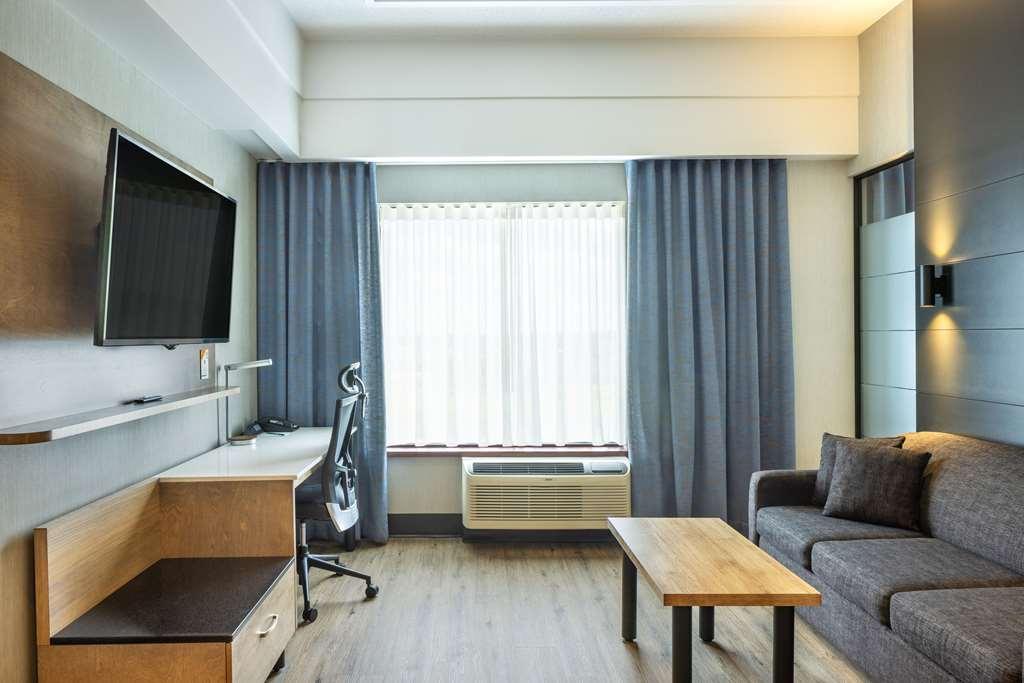 Quality Inn & Suites Lévis Zimmer foto